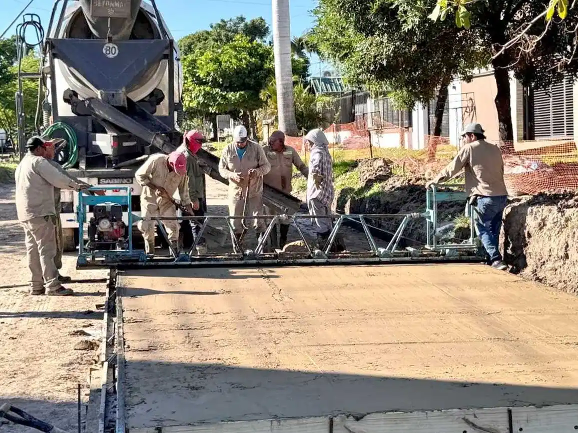 Avanzan con las obras de pavimentación 
y desagües en la calle Martín Rodríguez