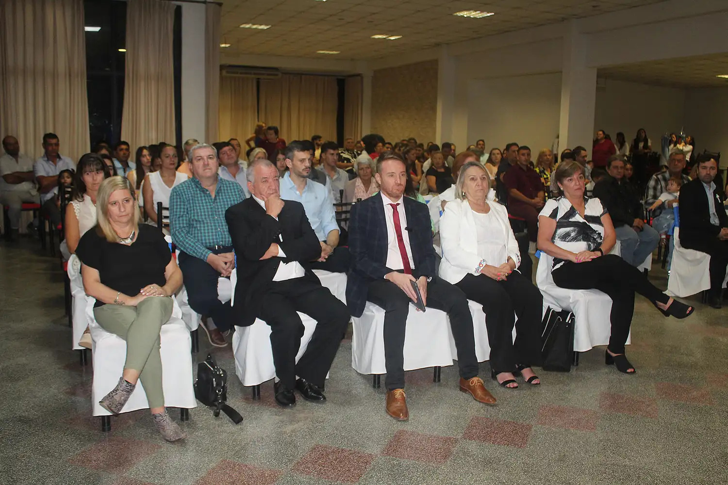 Se realizó el acto colación de grado de la Tecnicatura Aviar