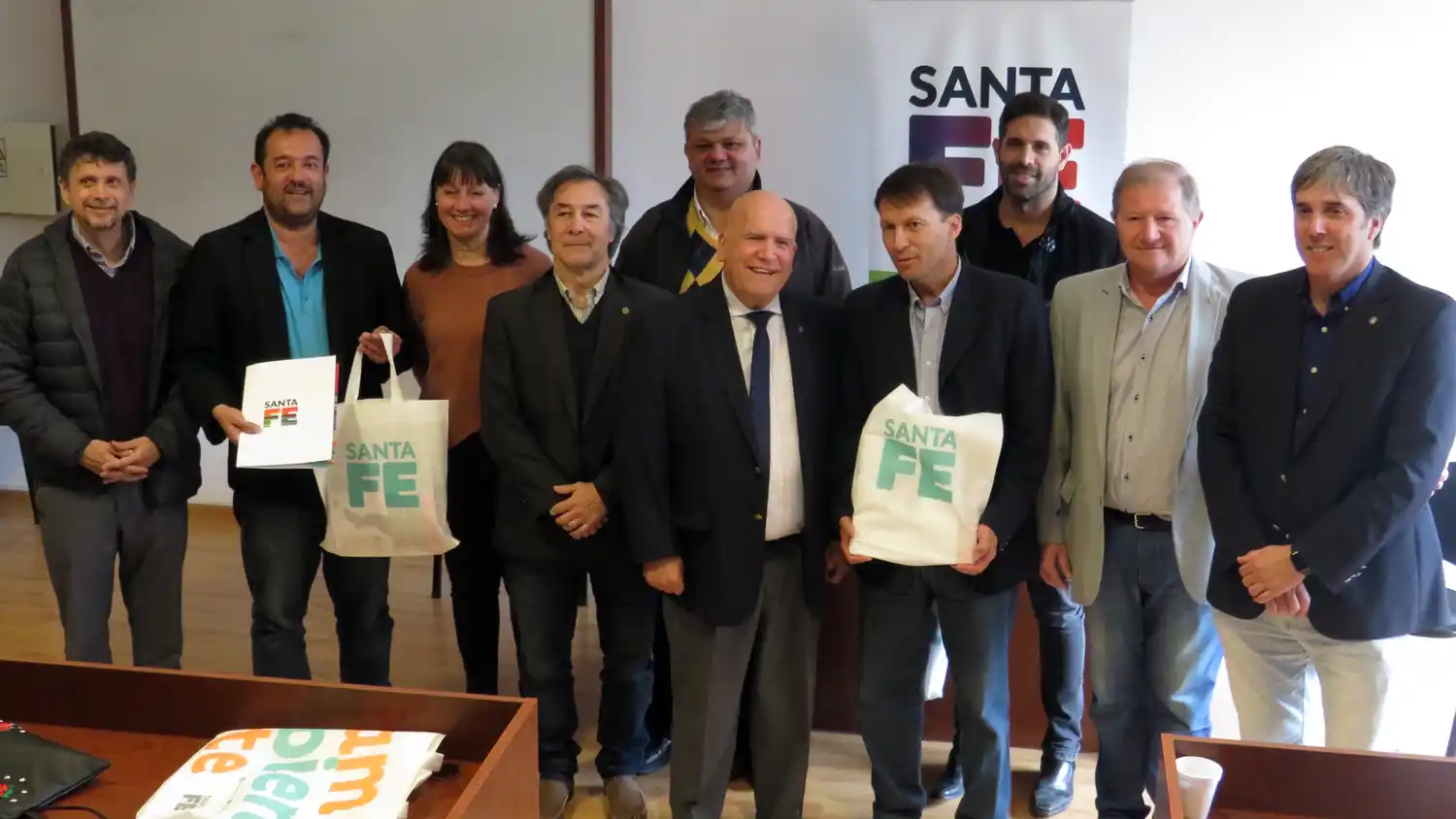 La provincia entregó $600.000 para arbolado público