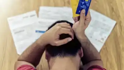 La morosidad récord en Argentina convierte la deuda en un problema de salud mental: el silencio como síntoma y amenaza