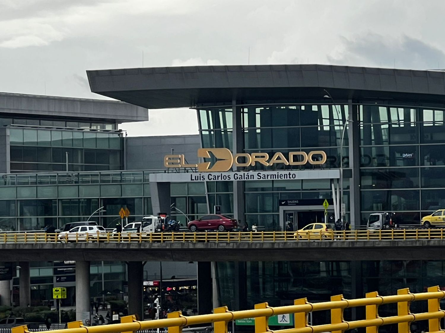 El Dorado International Airport Prepares for Over 100,000 Daily Passengers This Holiday Season