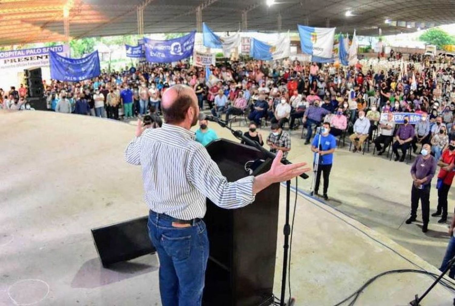 El gobernador Insfrán encabezó multitudinario encuentro con la militancia de Palo Santo