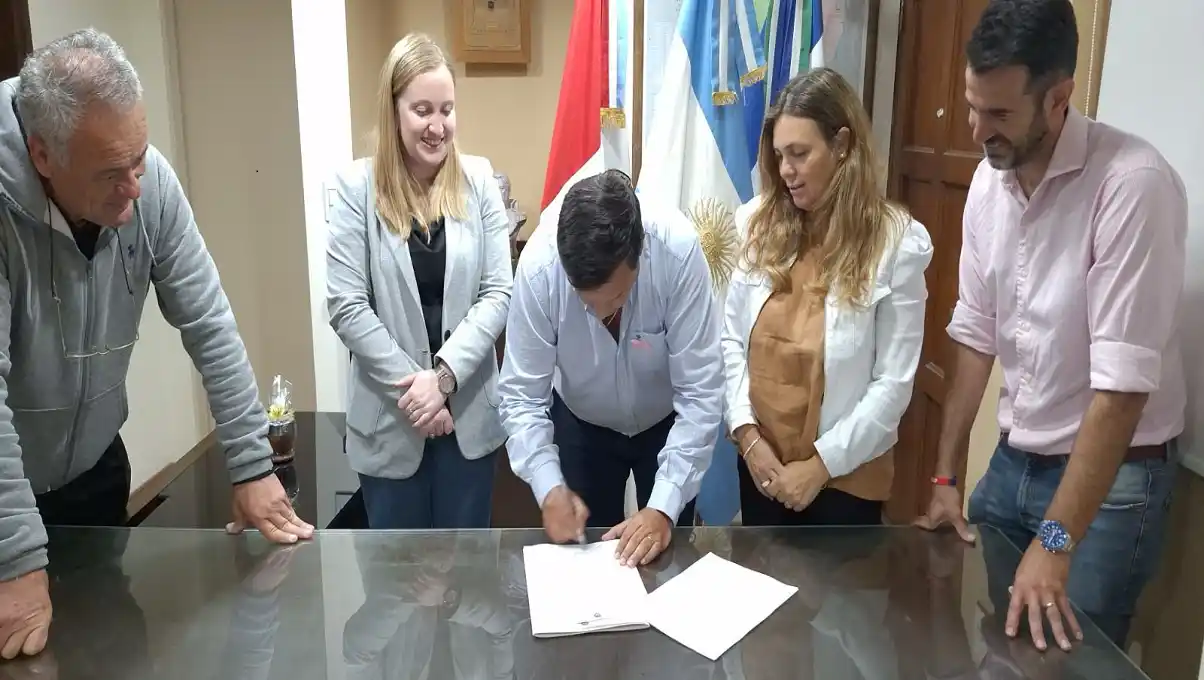 Provincia entregó aportes a organizaciones que trabajan por los santafesinos