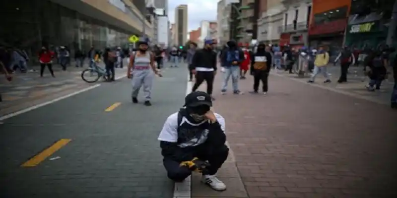 MILICIA DEL ELN implicada en actos vandálicos en Bogotá