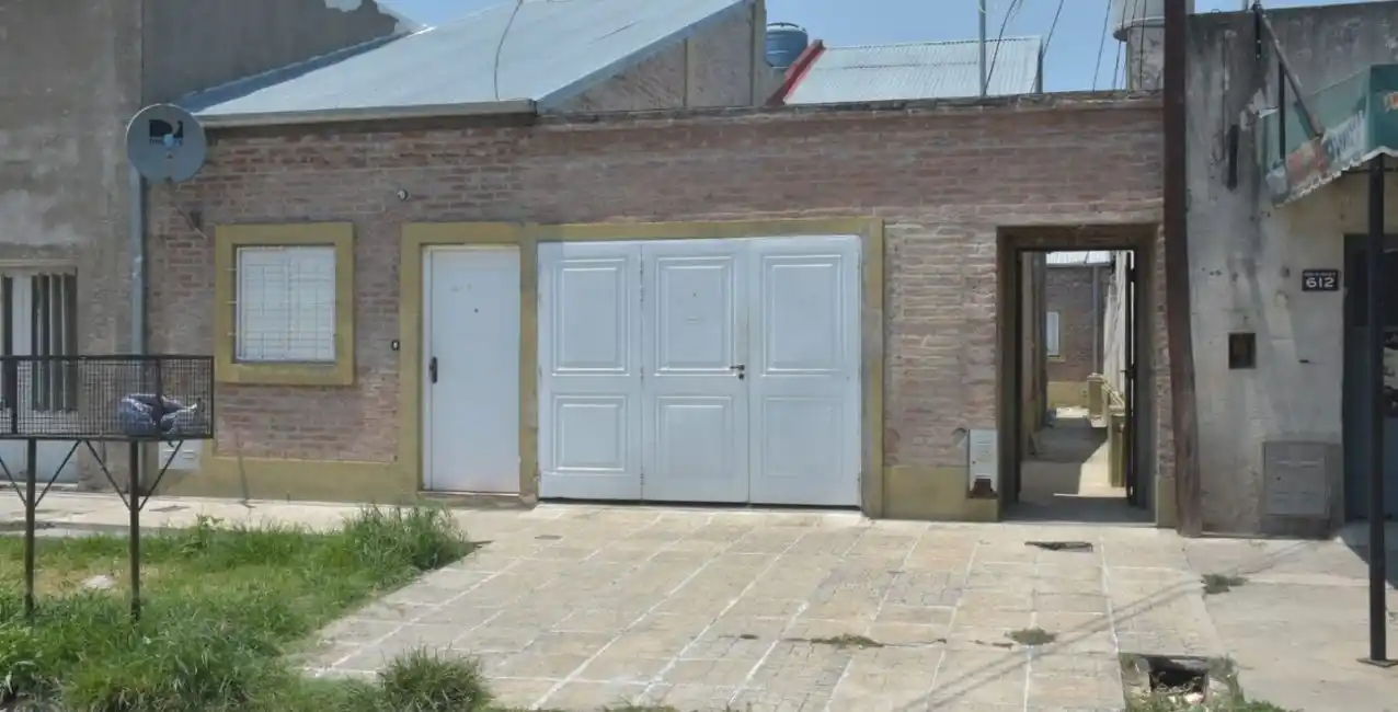 Horror: una mujer murió en su casa hace días y aún no retiran su cuerpo