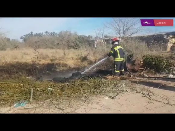 Bomberos controló incendio de pastizales en inmediaciones de Celulosa San Pedro