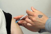 ¿Si me apliqué otra vacuna, debo esperar para darme la del Covid?