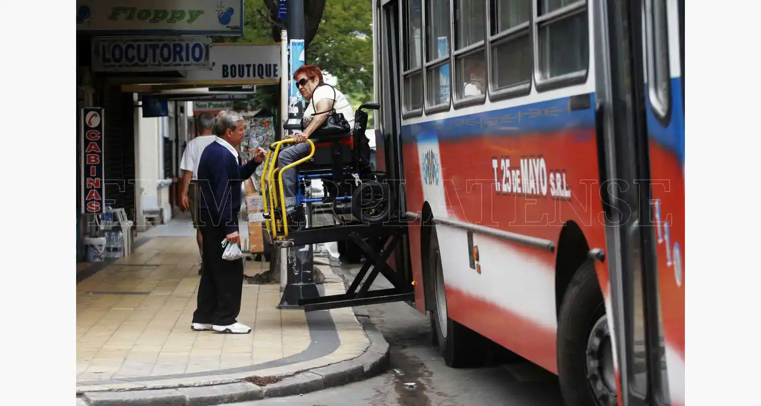 Evaluarán el acceso al transporte para personas con movilidad reducida