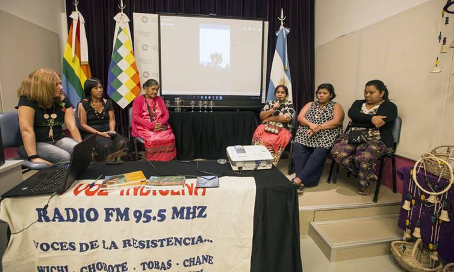 Las radios indígenas apuntan al �Srescate identitario⬝  de sus comunidades