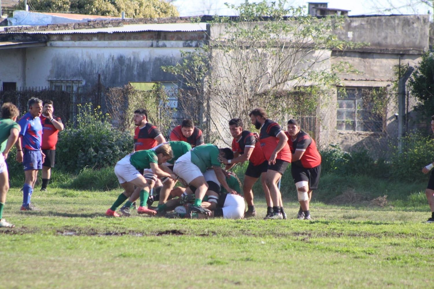 A todo ó nada se jugó el clásico gualeguayense de rugby que en esta oportunidad quedó en manos de Gualeguay Central.