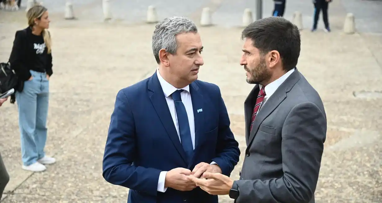 Pullaro y Javkin mantienen una estrecha relación desde diciembre del 2023.