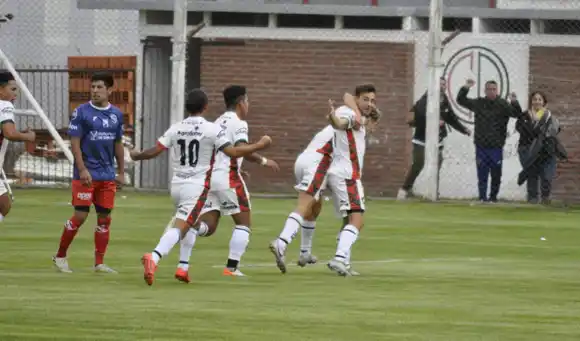 Círculo sumó un punto, pero lo ganaba 2-0