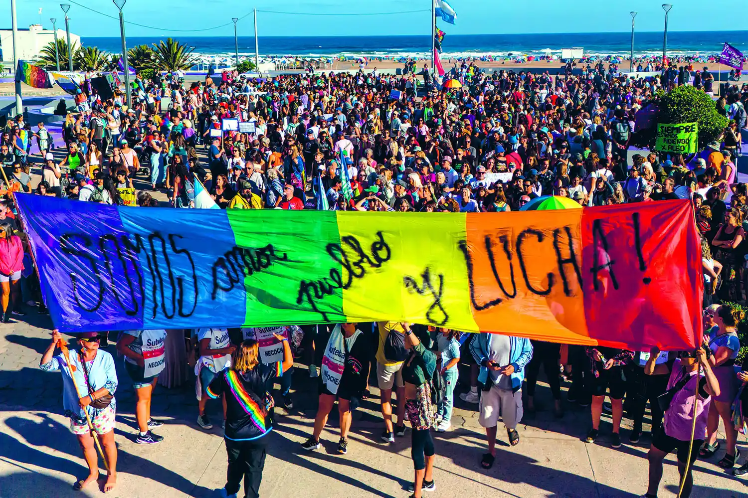 Previa. En la Rambla municipal, antes de ponerse en marcha la movilización de ayer