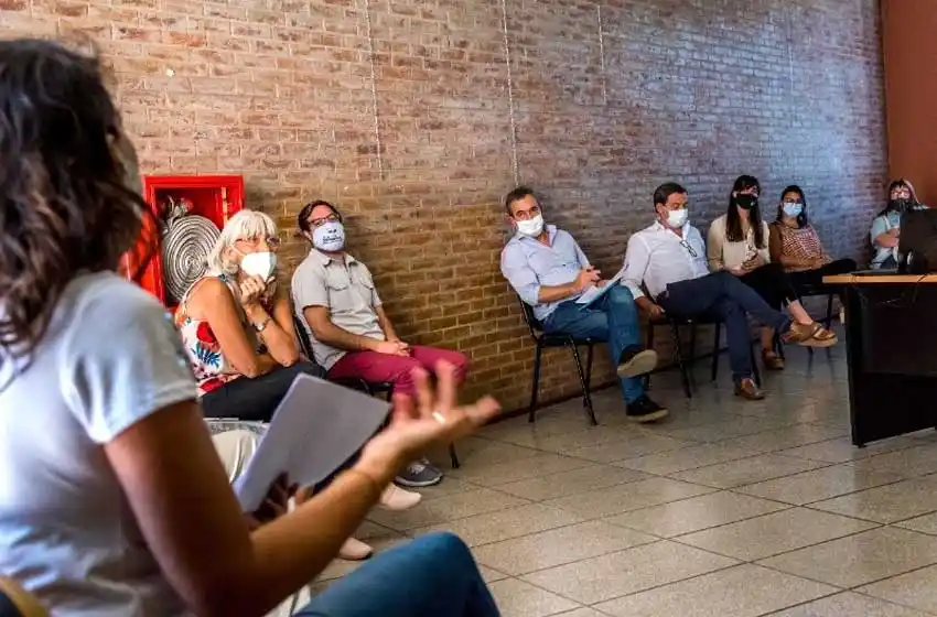 Inseguridad en Rosario: Javkin recibió a representantes de vecinales