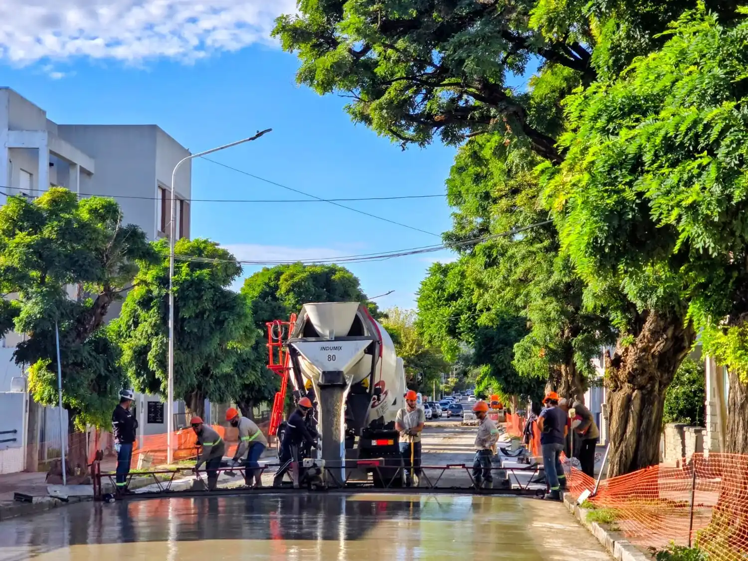 Se restringirá el tránsito vehicular en Alsina, entre San Martín y Sarmiento.