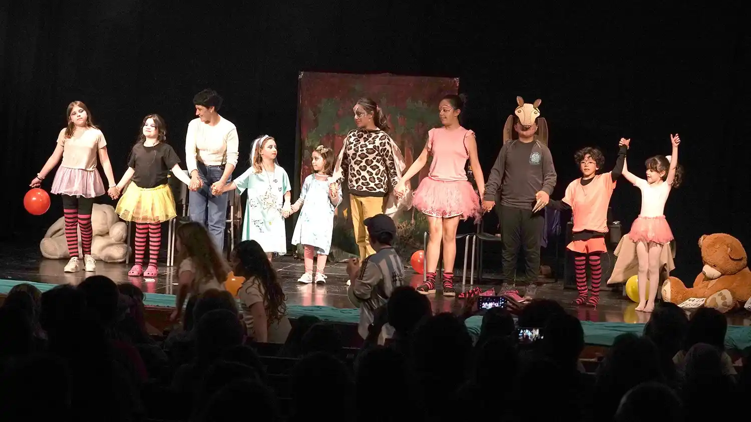 Cierre de Teatro Infantil. Los chicos del taller se lucieron en la muestra de fin de año
