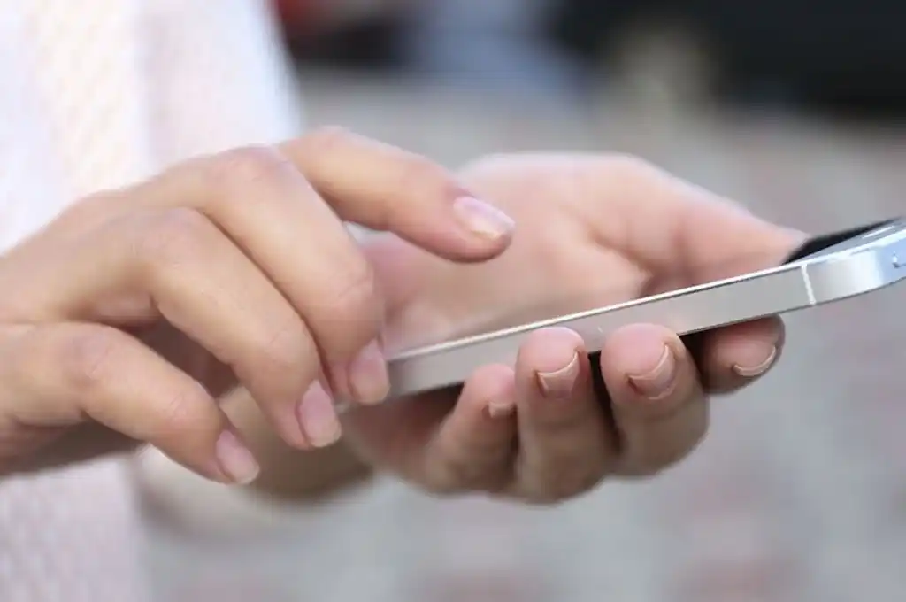 Autorizan aumentos de hasta 5% en telefonía, internet y cable