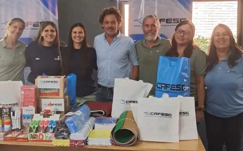 Entrega de insumos y nuevos proyectos en agenda entre CAFESG y Volando Alto