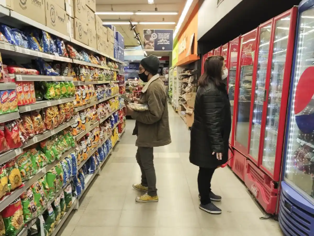 La inflación de mayo rondaría el 5,2% y le agrega presión al acumulado anual