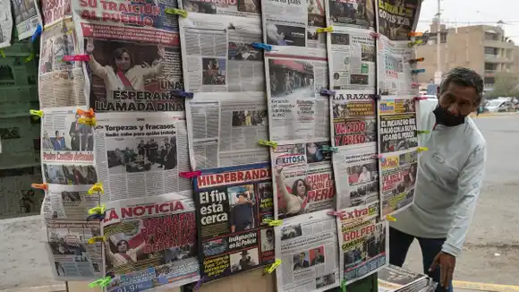 Nueva presidenta de Perú busca formar gobierno tras autogolpe fallido de Castillo