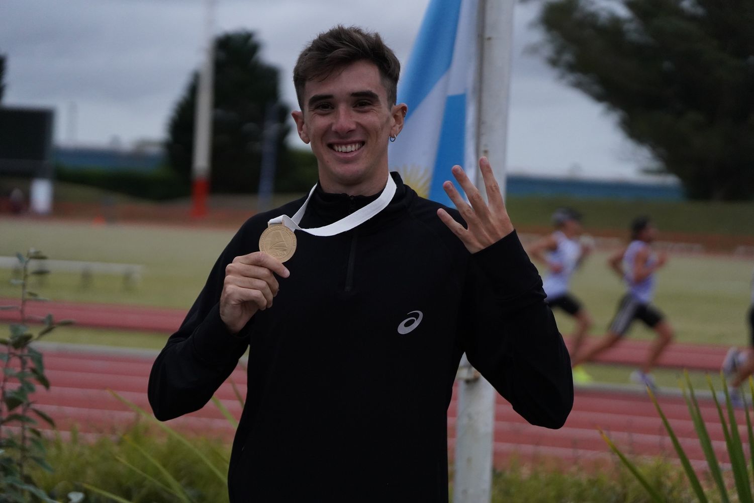 Diego Lacamoire celebrando su título nacional. (Foto: Alejandro Salgado)