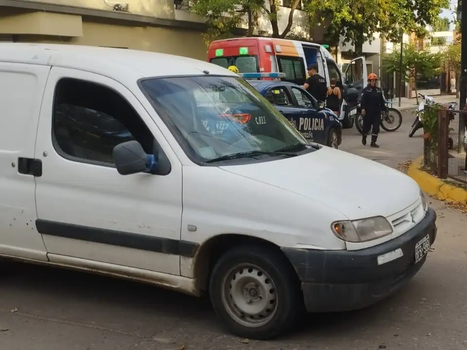 El accidente fue en esquina de Moreno y Pellegrini. Crédito: Bomberos de Venado Tuerto.