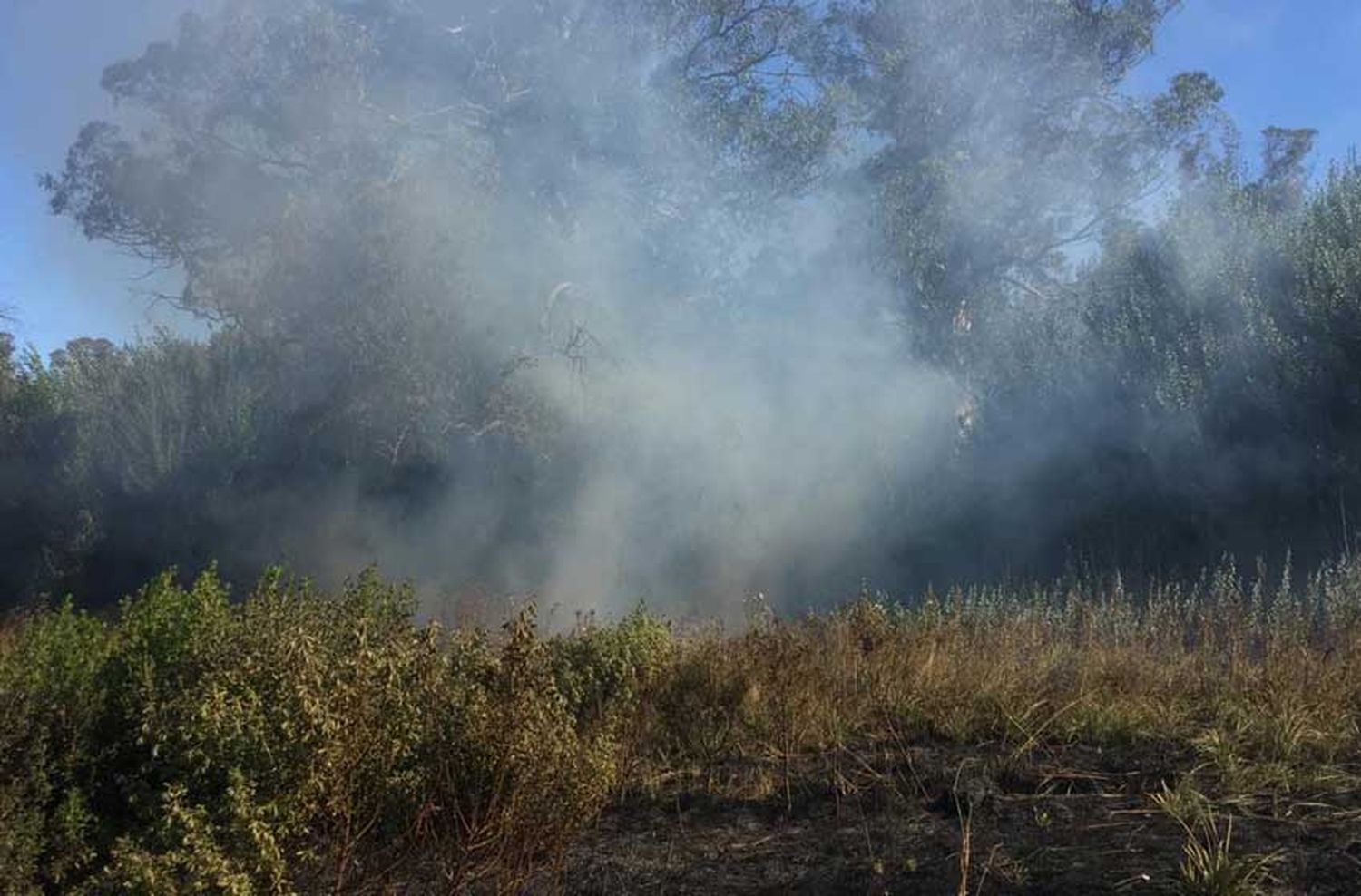 Un hombre murió en un incendio en una cantera de Batán