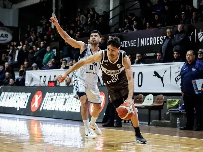 Platense se hizo fuerte en
el cierre y triunfó ante Oberá
