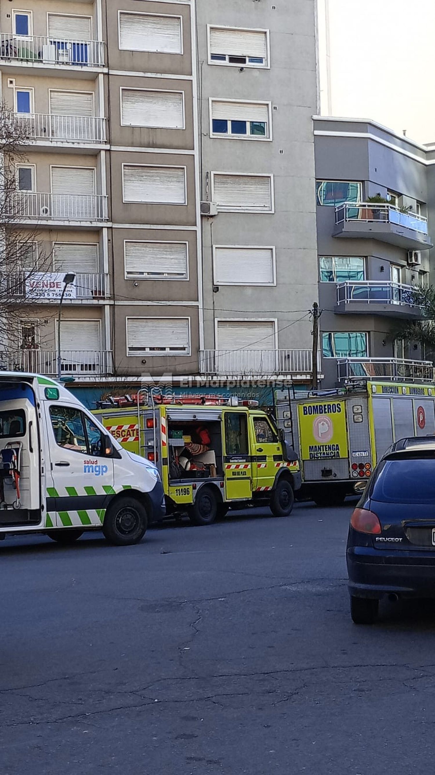 Incendio en el centro: cinco heridos, entre ellos una mujer mayor y policías