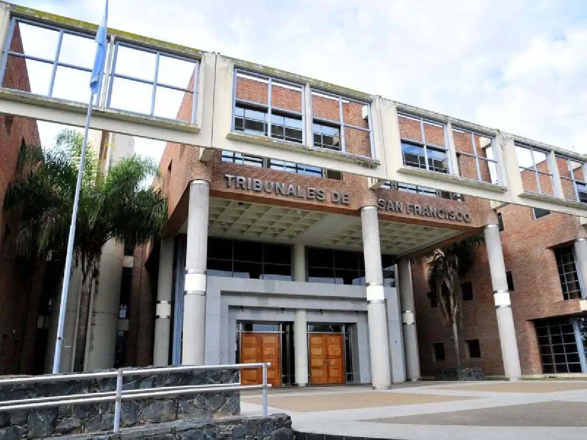 Comienza el juicio a acusado de abusar sexualmente de una docente en Laspiur