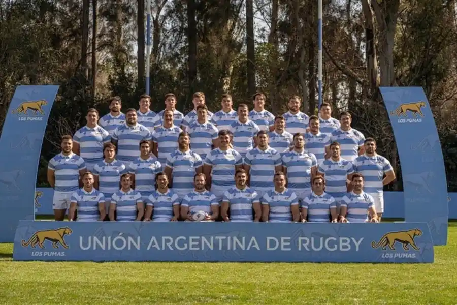 Los Pumas viajan rumbo al Mundial