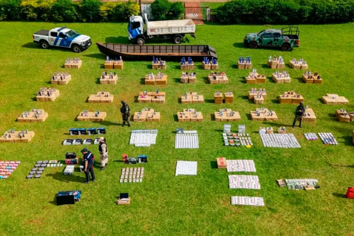 Interceptan en el río Paraná una lancha con más de 4.000 termos y mercadería por $186 millones