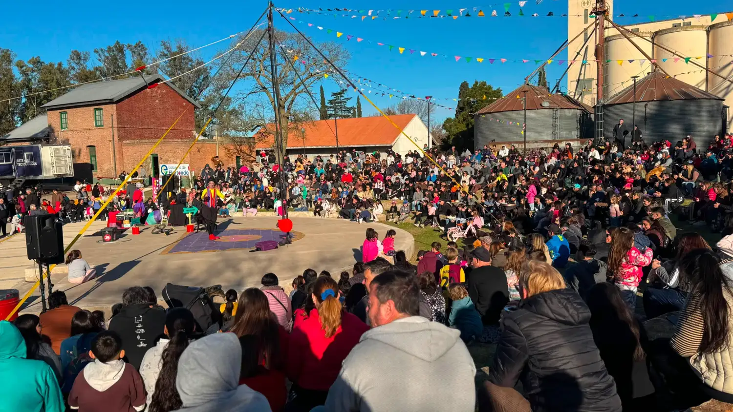 Festejo del Día del Niño en Elortondo.