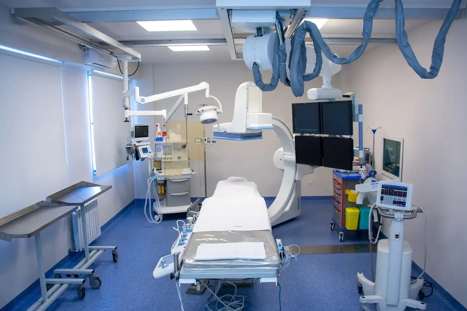 El Servicio de Hemodinamia del Sanatorio Tandil protagonizó un procedimiento ejemplar que refuerza el compromiso de la institución con la salud de la región.