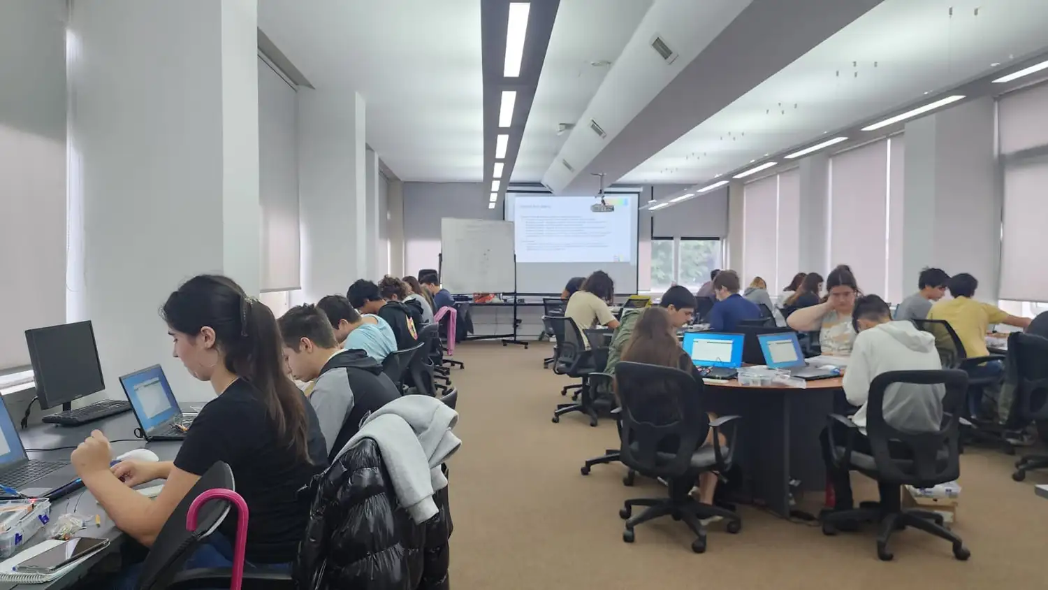 El curso es impulsado por la Escuela Municipal de Talentos y el Cluster Tecnológico Tandil.