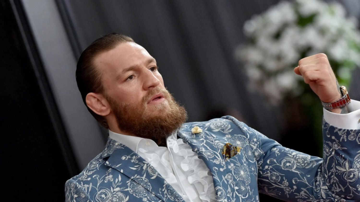 Conor McGregor sorprende a su hijo en un épico cumpleaños con regalo de leyenda NBA