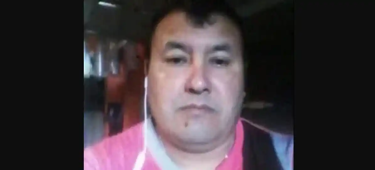 Conoció a un preso por Facebook, lo fue a visitar a la cárcel y él la intentó matar