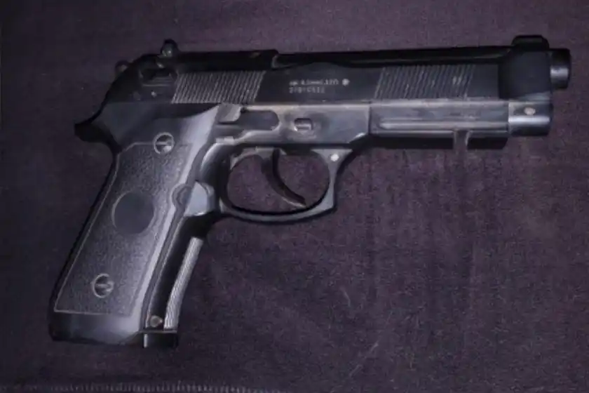 Un camionero amenazó a un automovilista con un arma y fue detenido