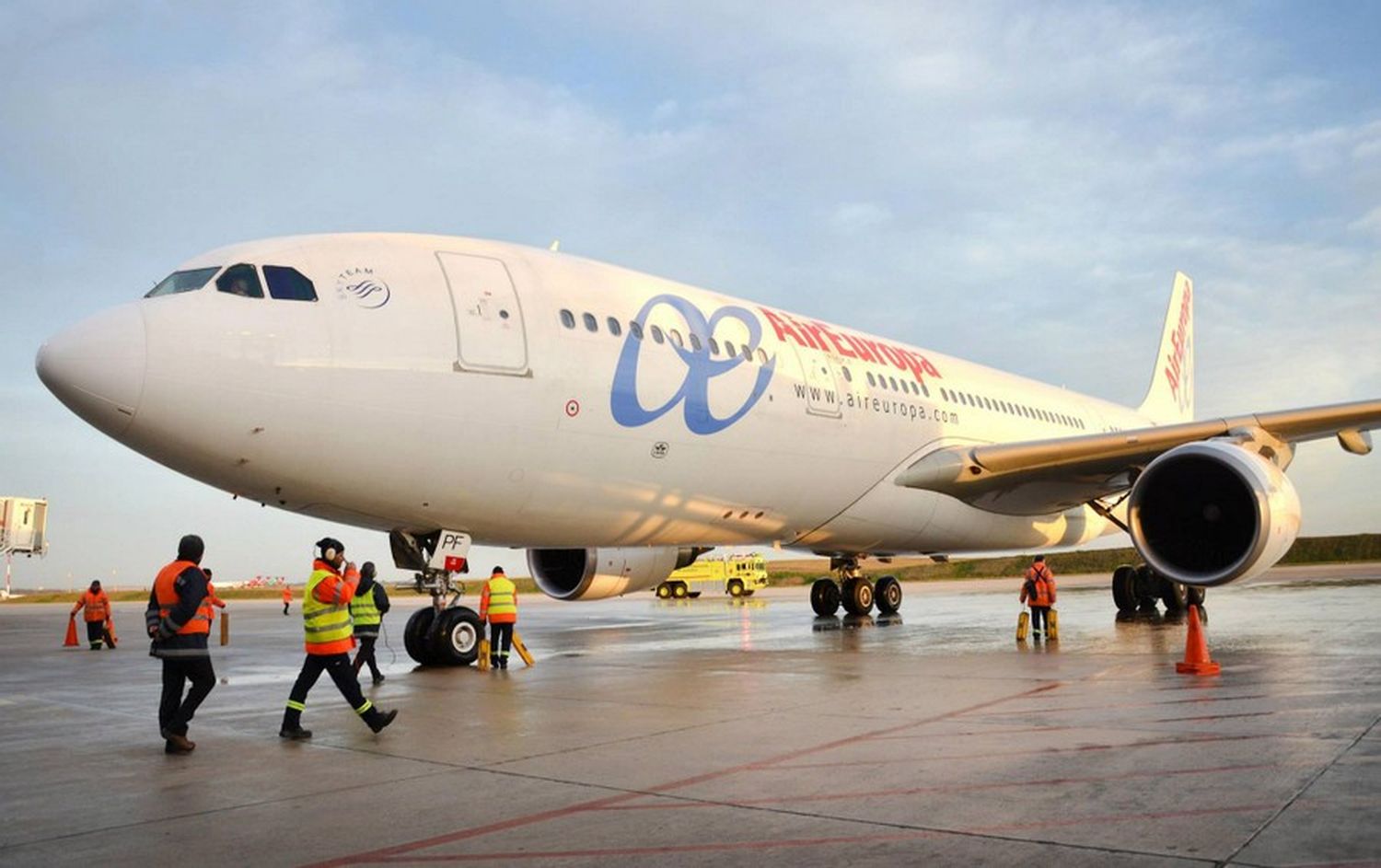 [Fotogalería] La llegada de Air Europa a Montevideo