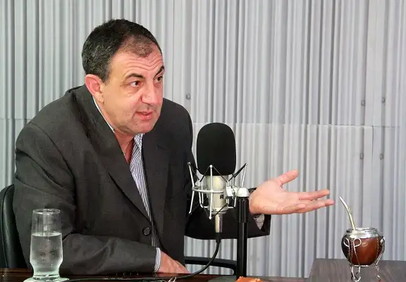 Carrazza, crítico con Cambiemos:  “al gobierno le falta política”