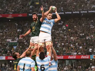 Sudáfrica le dio un duro golpe a Los Pumas