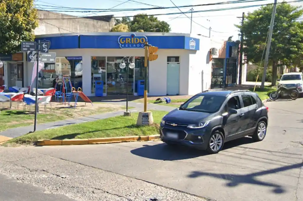 In fraganti: los encontraron robando en una heladería de la ciudad de Santa Fe y terminaron presos