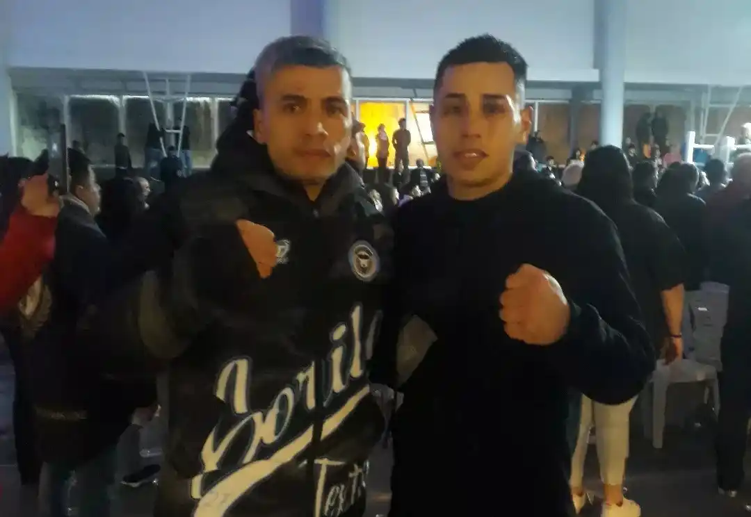 Manríquez cayó por puntos en Santa Cruz
