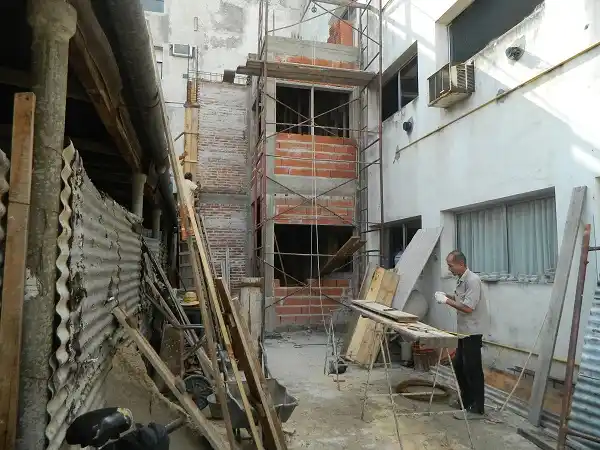 Avanzan las obras de reparación del Palacio Municipal