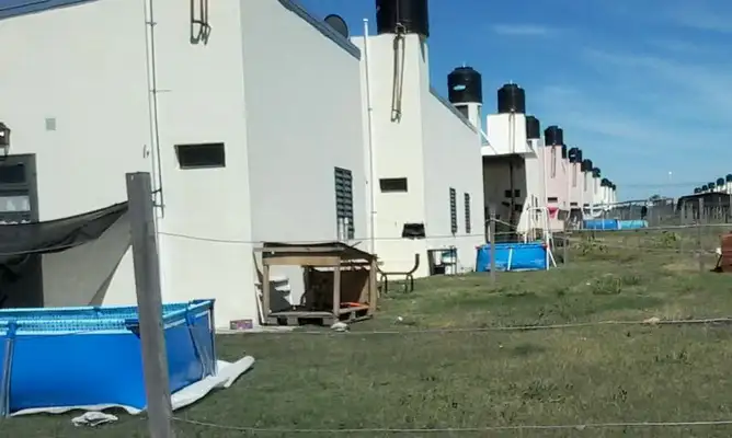 La campaña de cuidado del agua recorrió los barrios 200  viviendas, Cacique y San Isidro