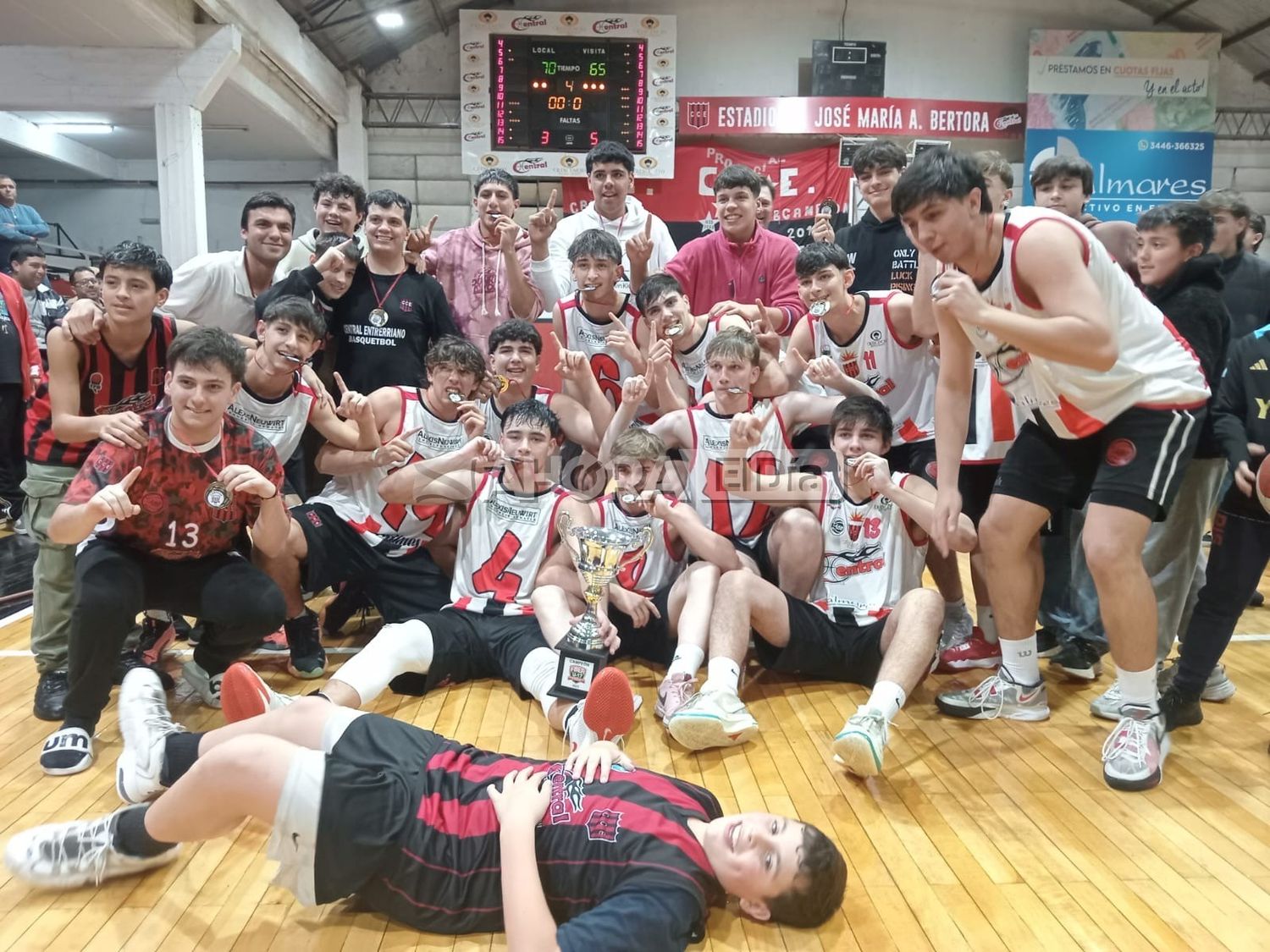 Central Entrerriano cerró invicto la campaña de campeón