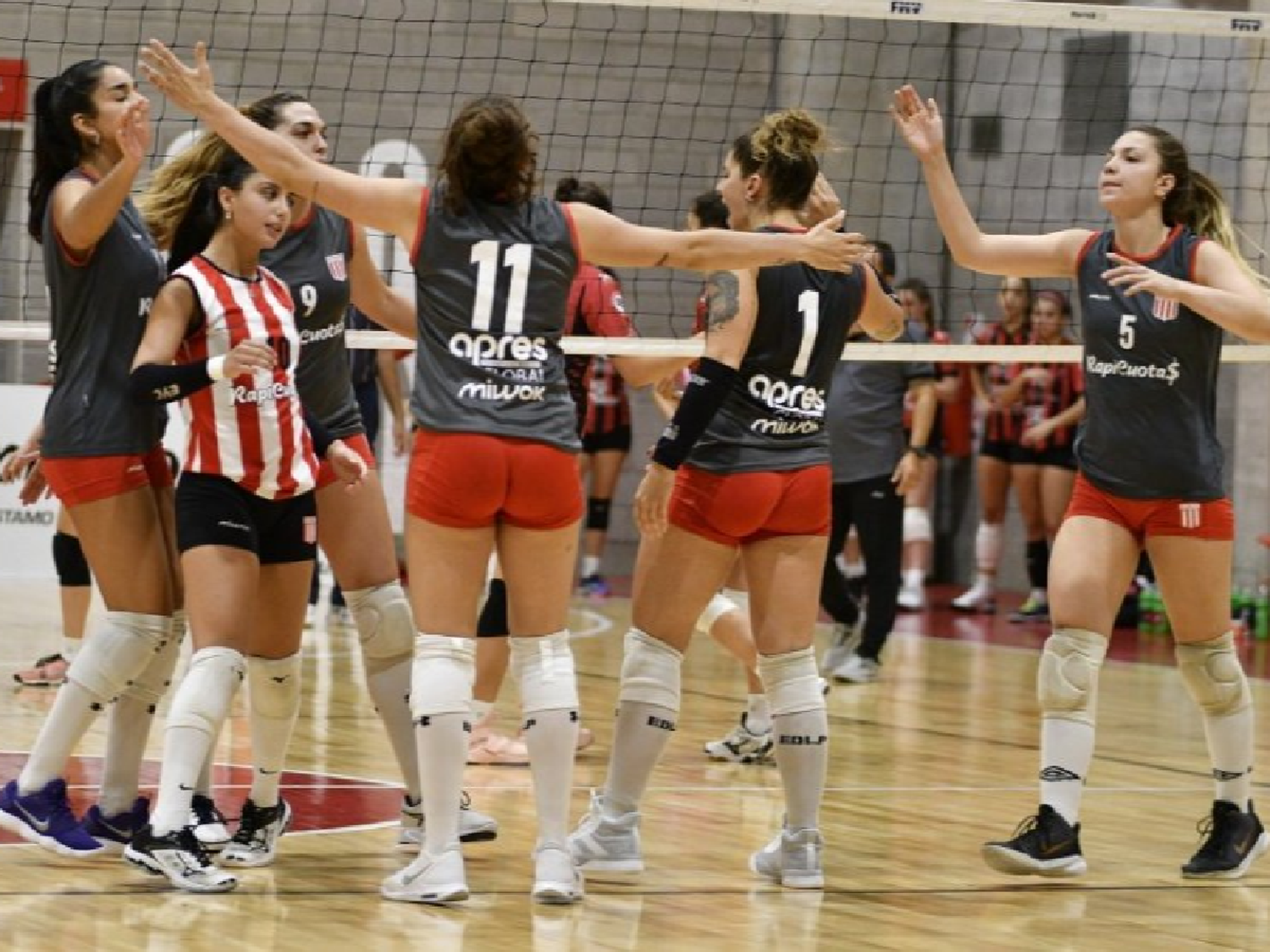 Cerraron el grupo con triunfos