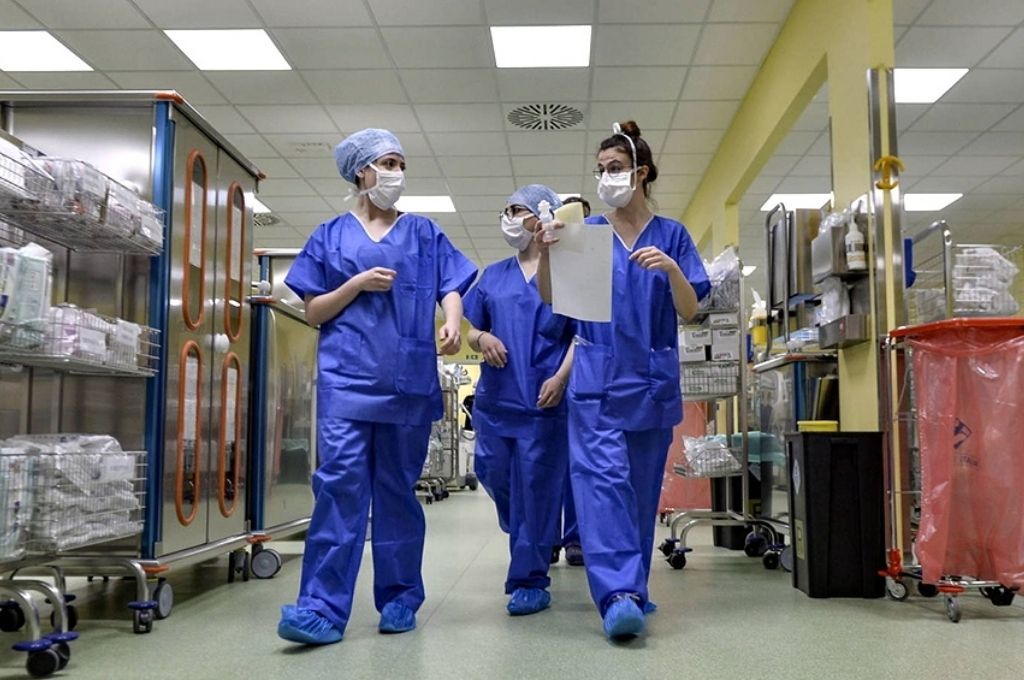 Italia: Pfizer demora la entrega de vacunas y retrasa la campaña de vacunación