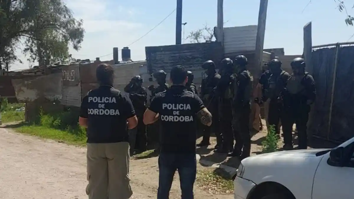 Allanaron una casa n la región: investigan a un adolescente por tenencia de pornografía infantil