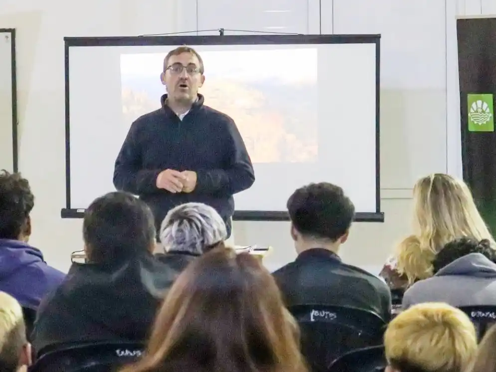 Programa “Sin Límites” en el Club Estudiantes